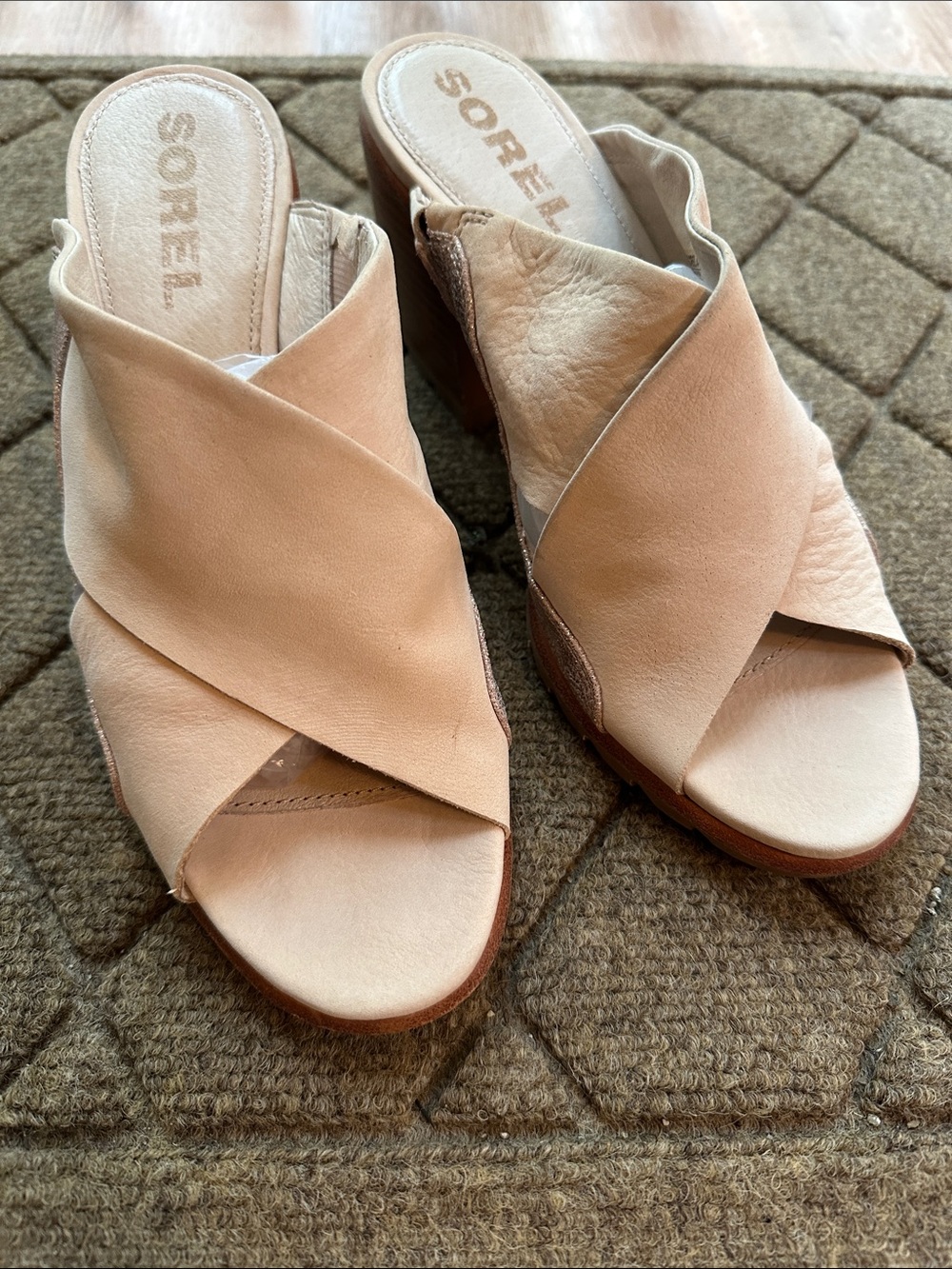 Sorel Women's Neutral Beige Crisscross Open-Toe Mules